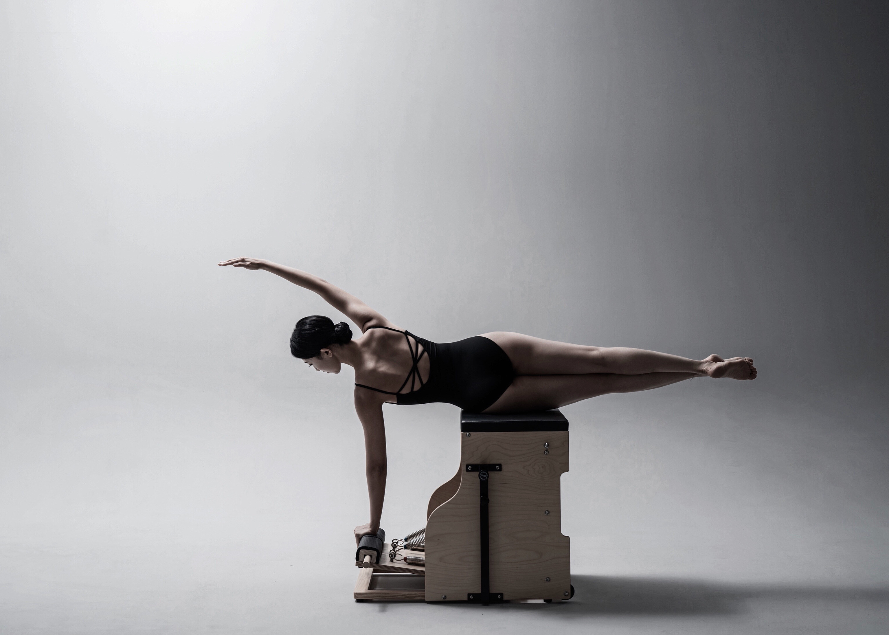 김아윤 강사 필라테스 동작 3